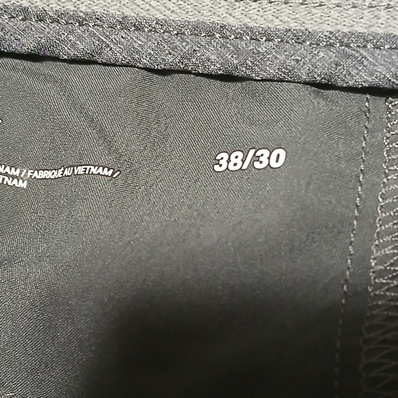 Under Armour Men's Gray Flat Front Golf Chino Pants‎ Size 38x30 - Picture 3 of 8